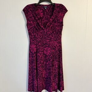 Women's Size Medium Chaps Short Sleeve Dress. Fuchsia Pink Floral Color.
